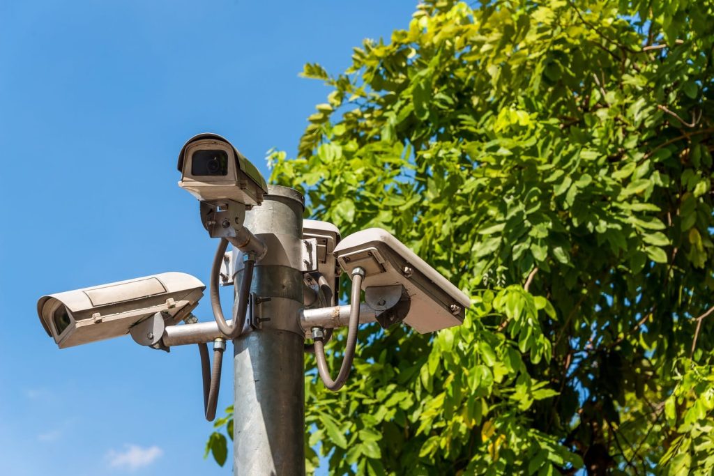 cámaras de seguridad en comunidades de vecinos en Madrid